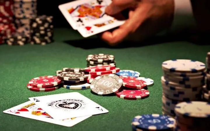 Cách đoán bluff & value bet kết hợp kỹ năng đọc bài